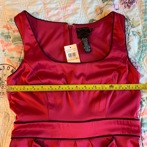 Vintage 90’s Style Pink Stretch Pleated Dress - Picture 2 of 8